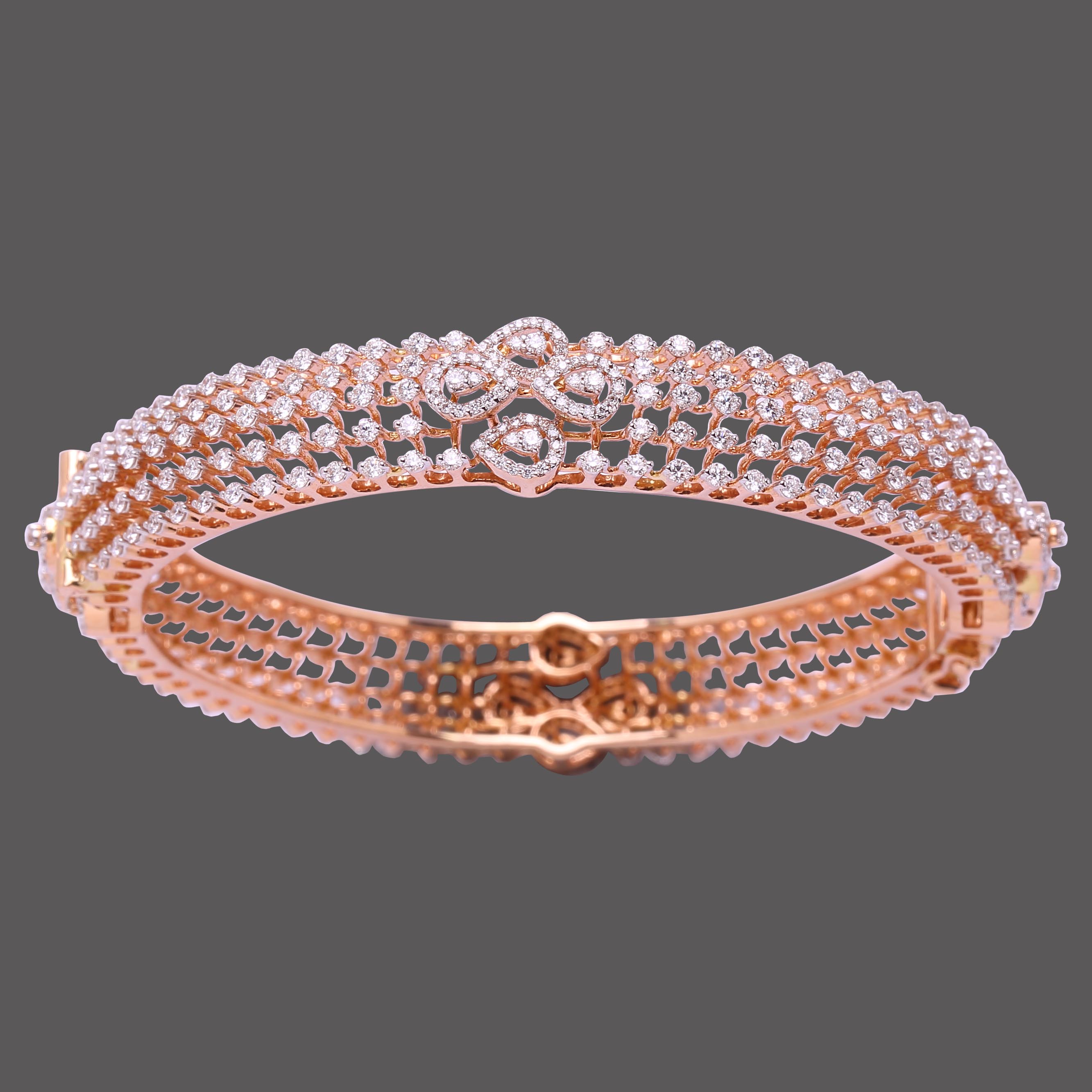 Regal Touch Diamond Bangle