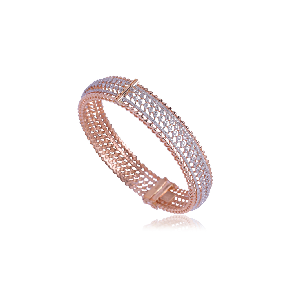 Alluring Gold & Diamond Bangle