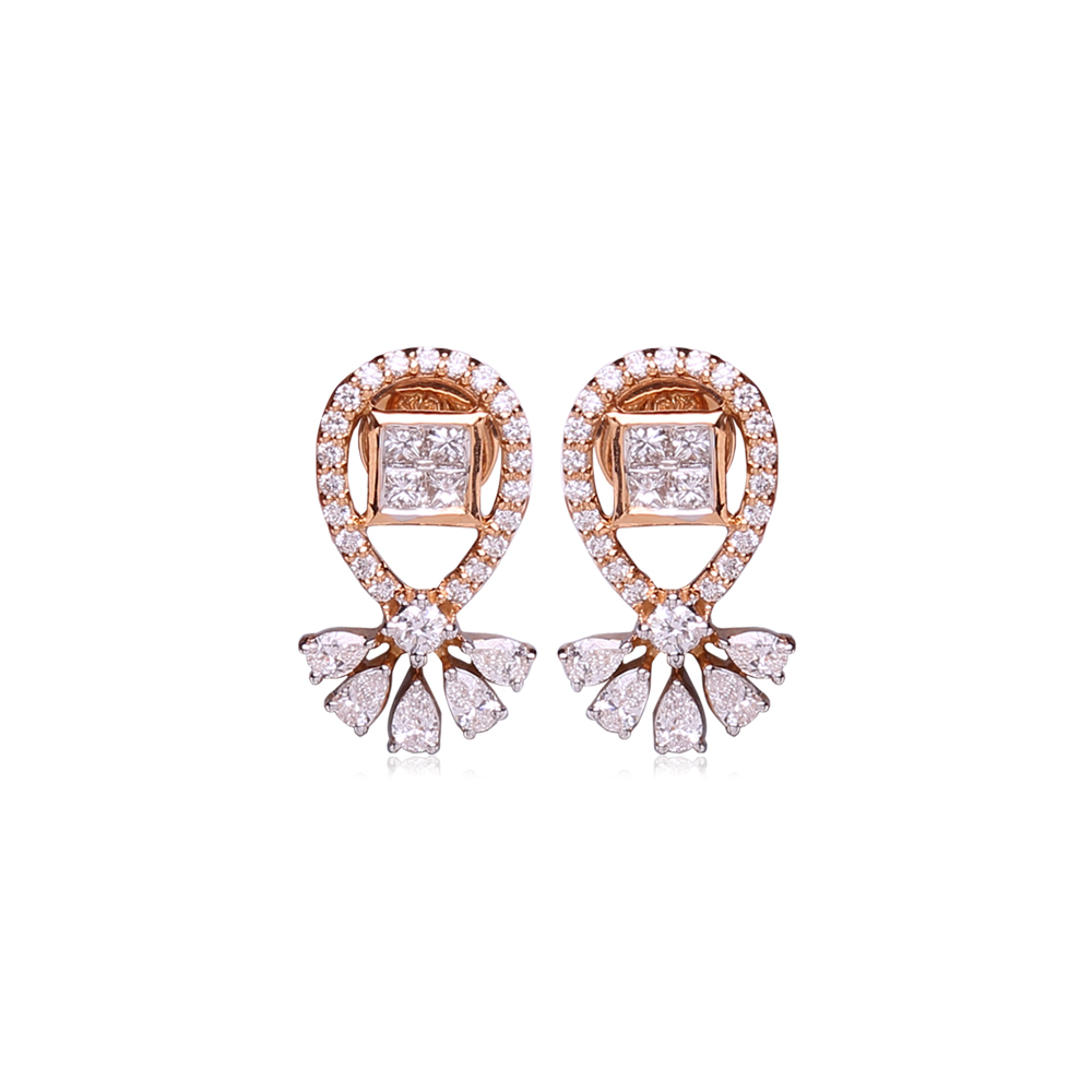 Fashionable Diamond Studs