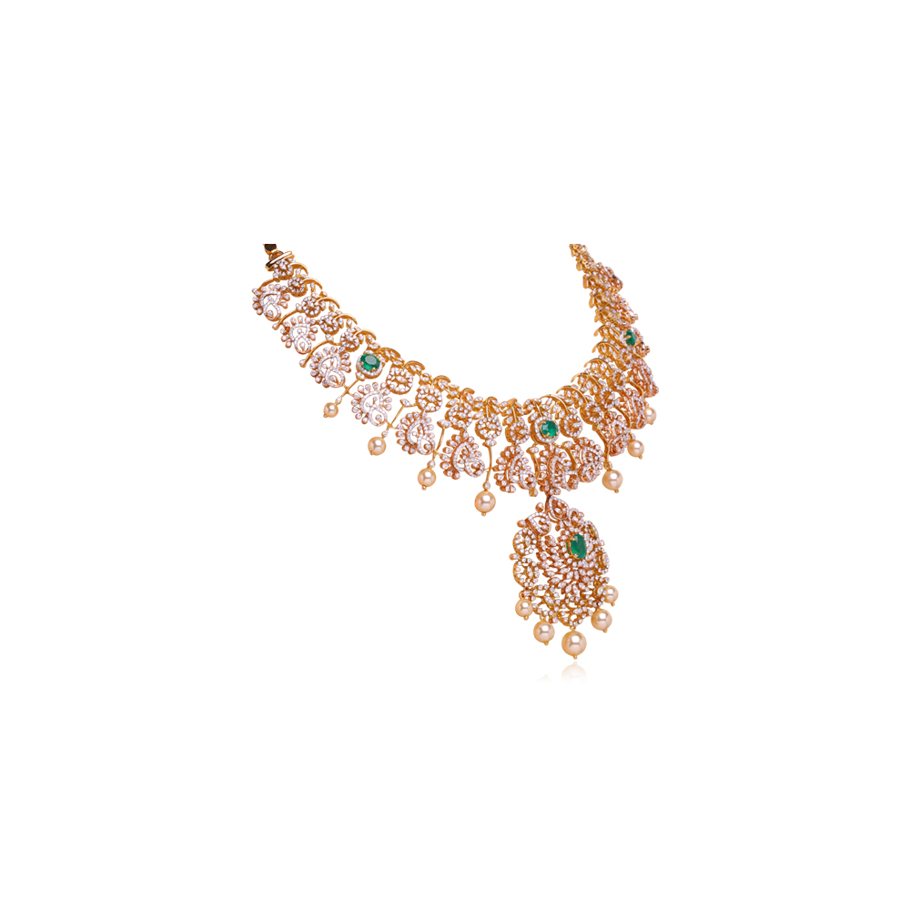 Dazzling Emerald Diamond Necklace