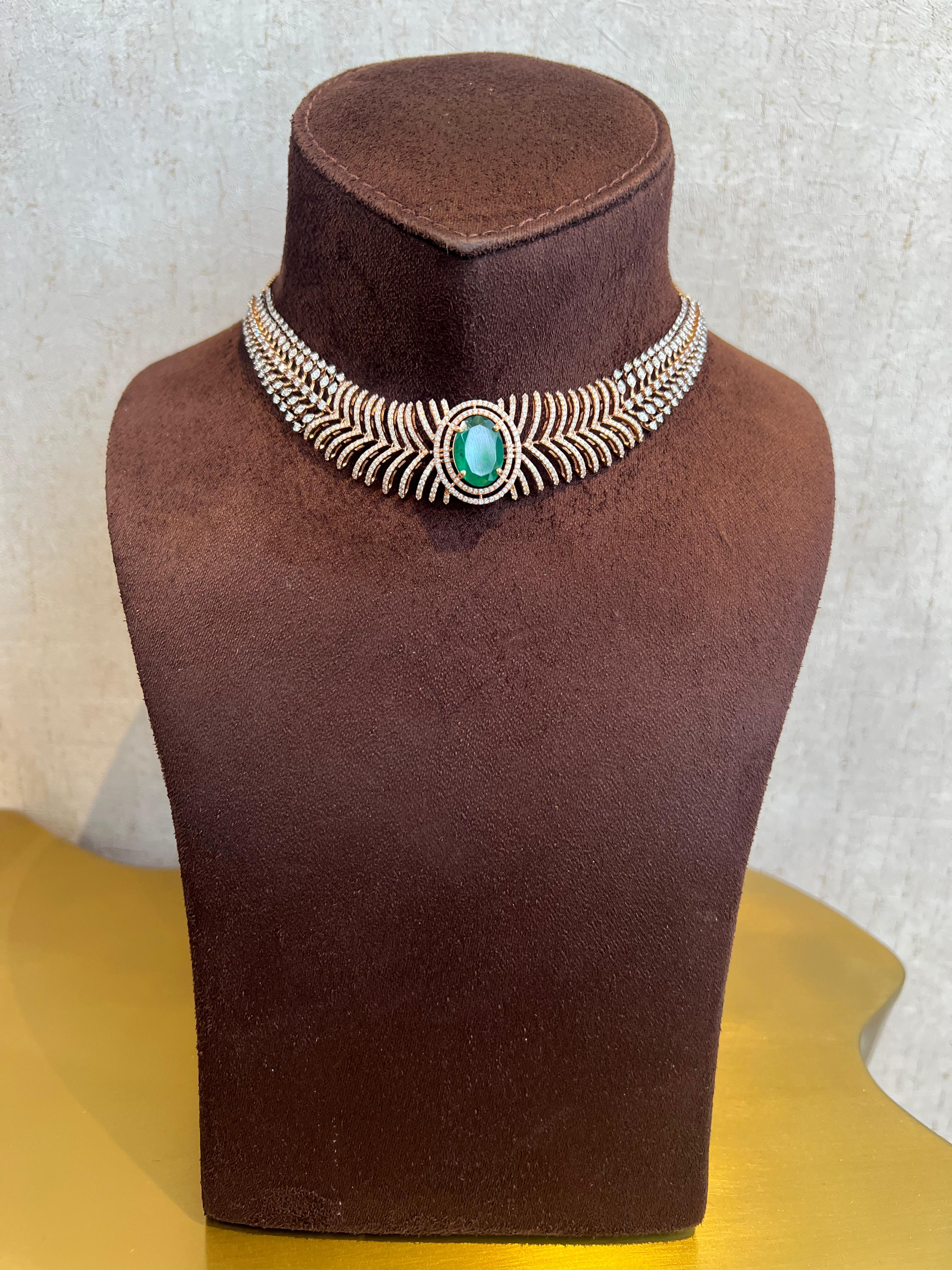 Charming Diamond Necklace Charming Diamond Necklace
