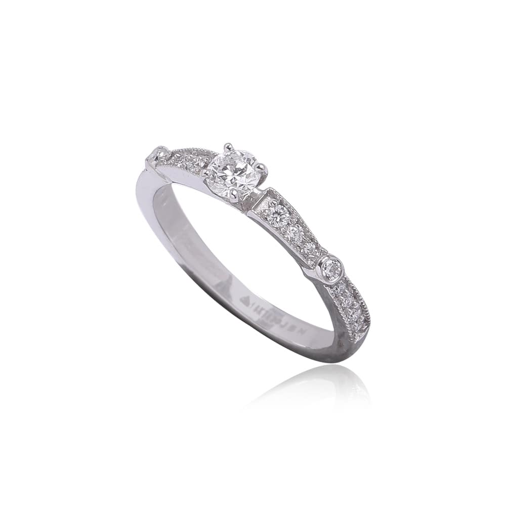 Turia Solitaire Diamond Ring