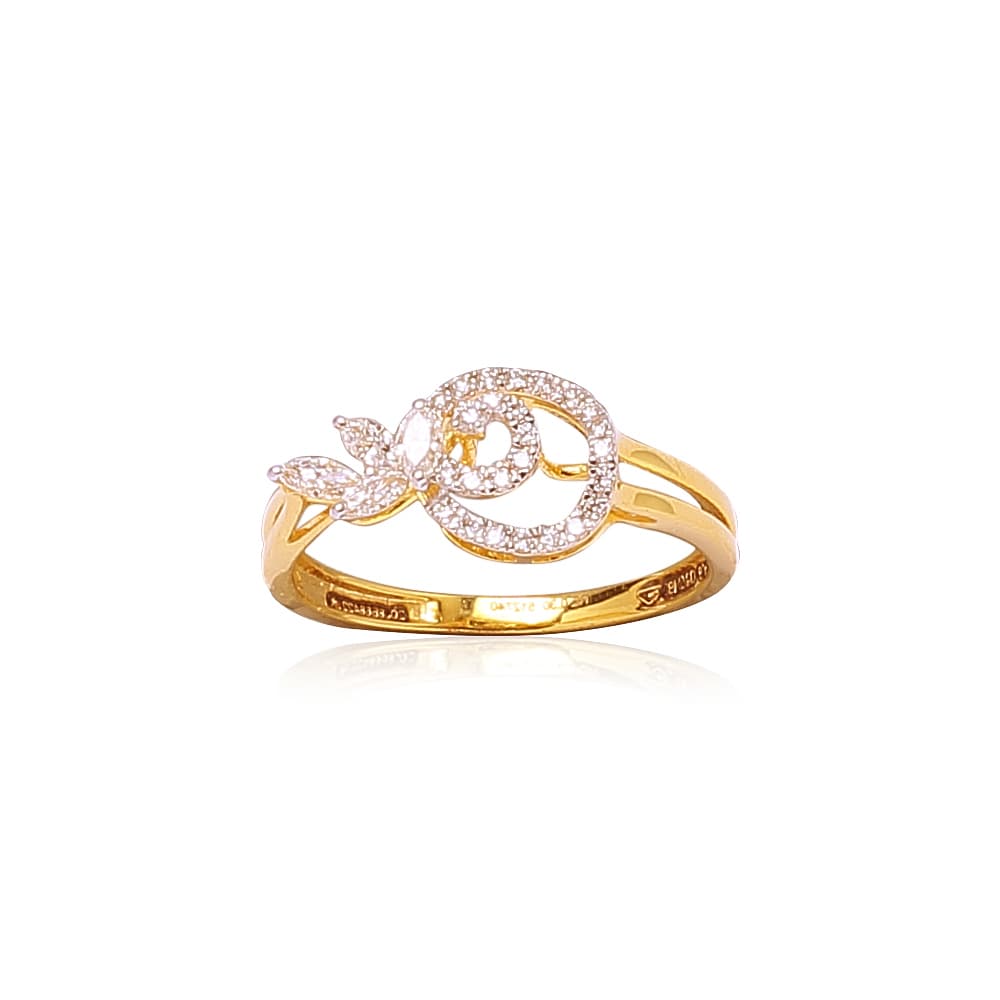 Spiralled Diamond Ring