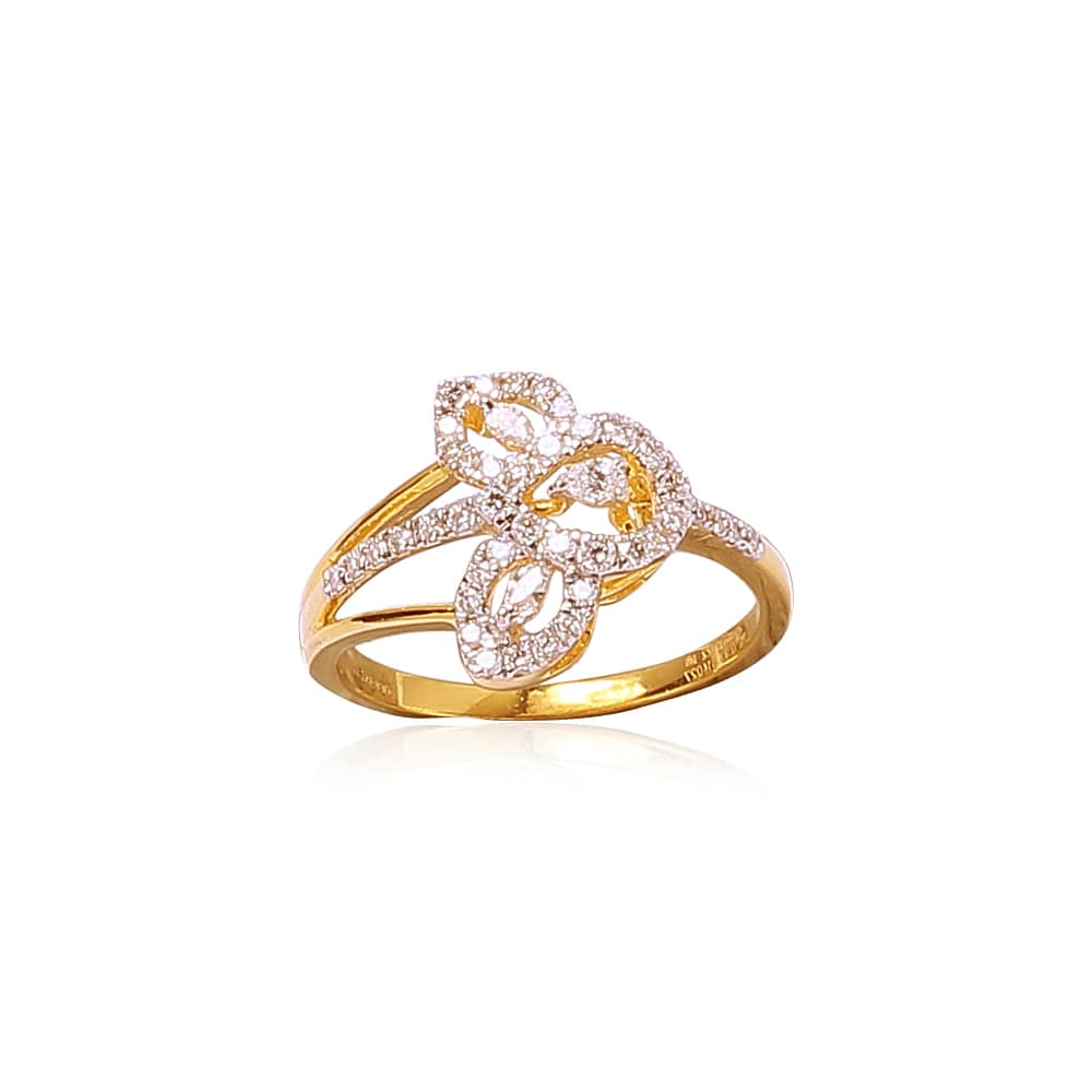 Classy Chaos Diamond Ring