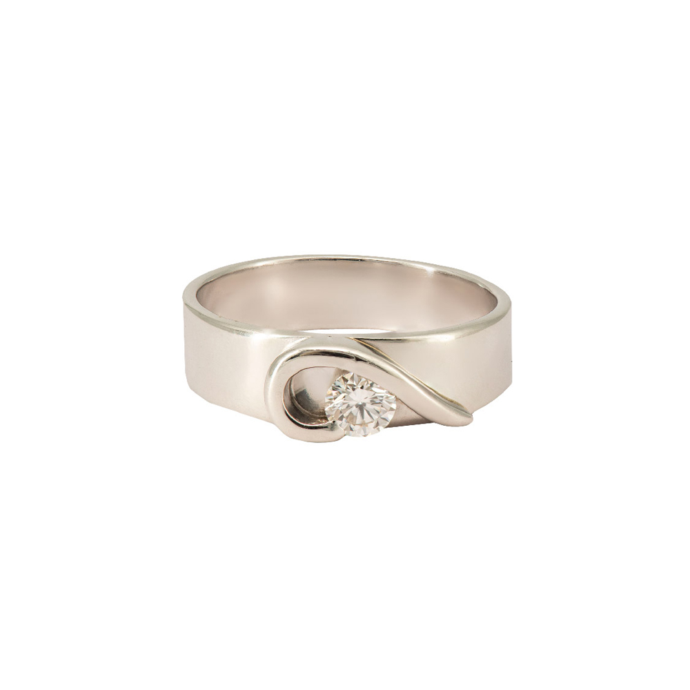 Arced Solitaire Diamond Ring