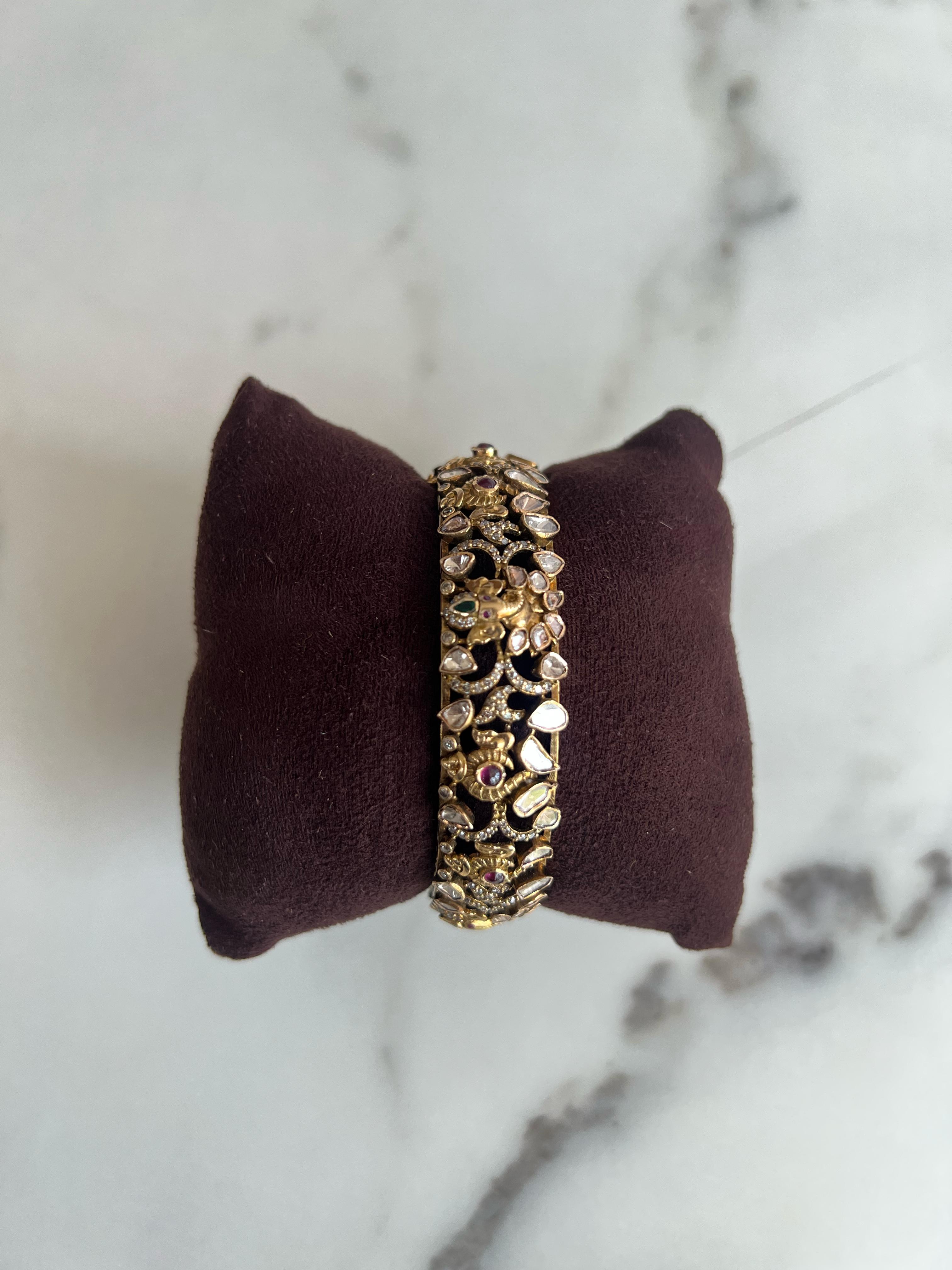 Victorian polki bangle with Ganesha motif