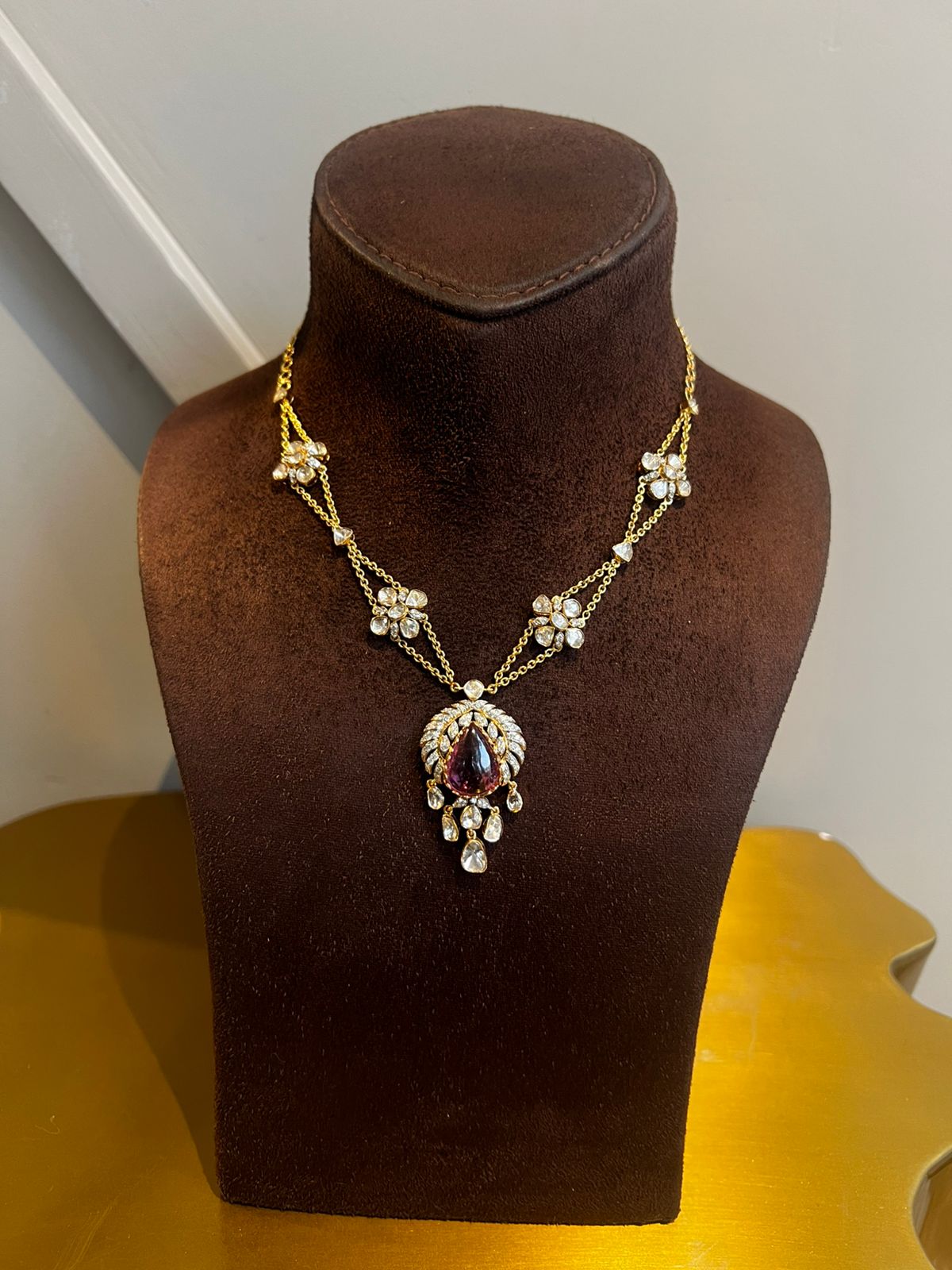 Exquisite Polki Necklace with Tourmaline